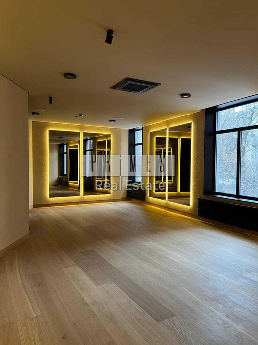 Продаж приміщення з орендарем, БЦ Carnegie Tower, вул. Кловський узвіз, 7