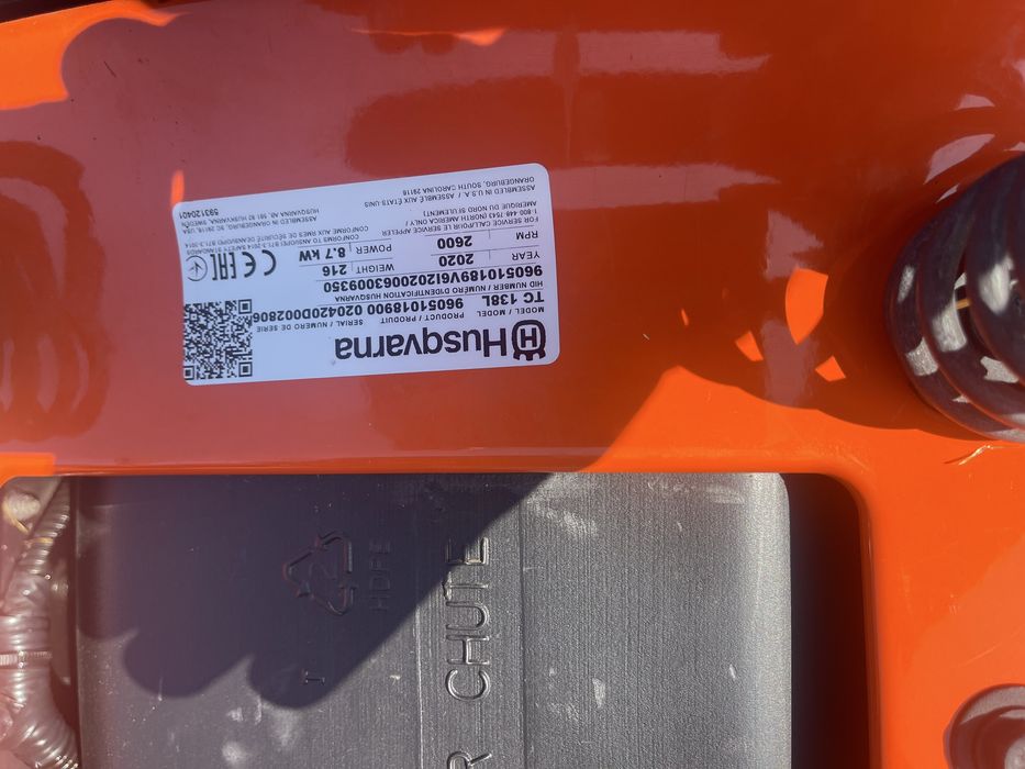 HUSQVARNA TC 138L com cesto recolha 170lts igual a novo