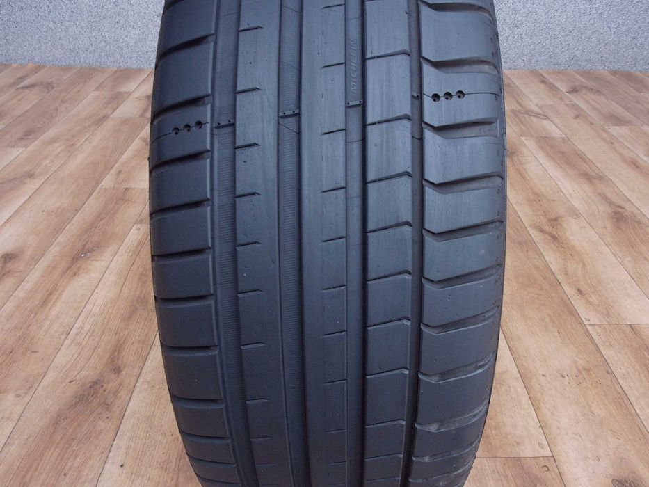 Michelin PilotSport4 205/45ZR17 88Y XL z 2024r