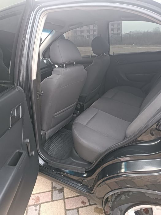 Продам Авто Chevrole Aveo 1.5 бензин