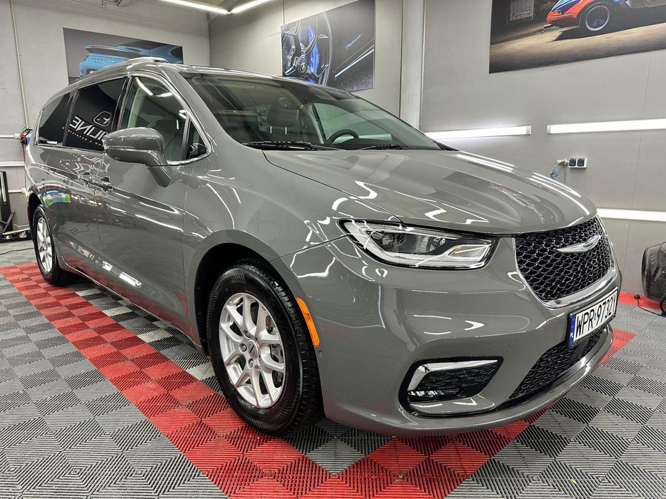 Chrysler Pacifica