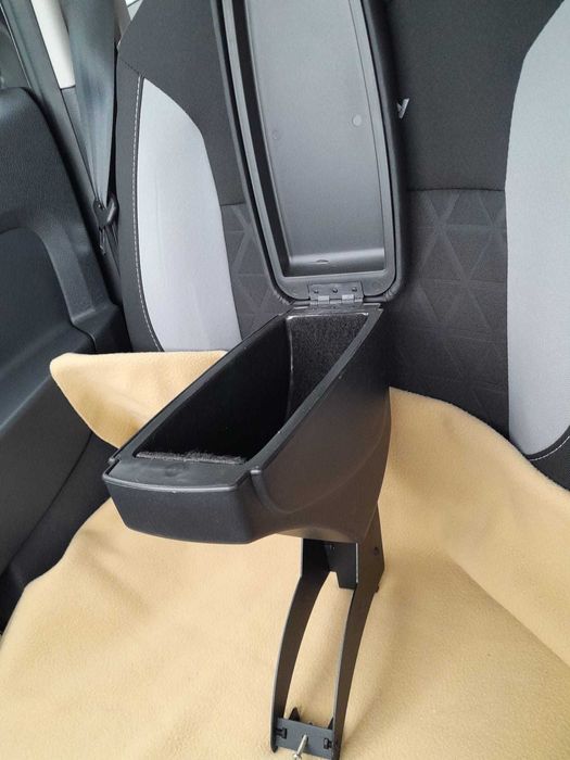 Apoio de braço para Dacia Sandero