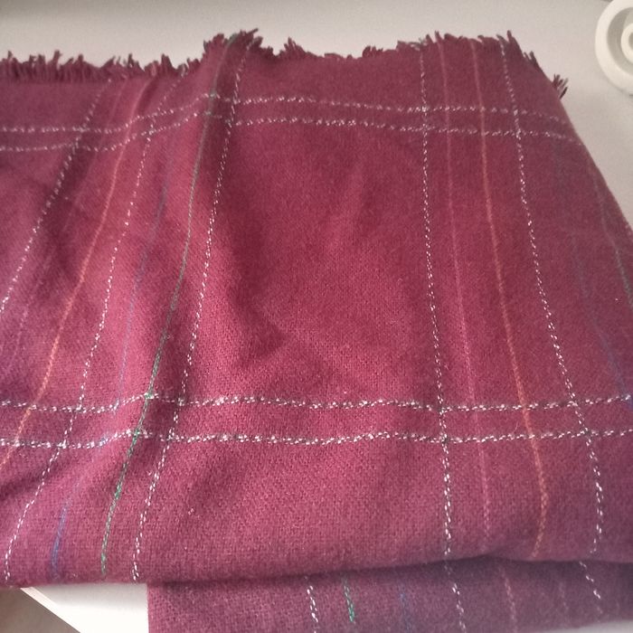 Chusta szal bordowa burgundowa 115 x 115 cm