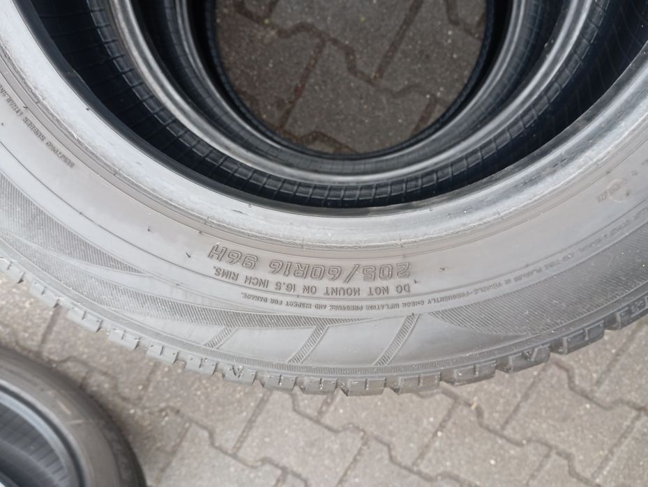 4szt zima Falken eurowinter 205/60/16 96H XL