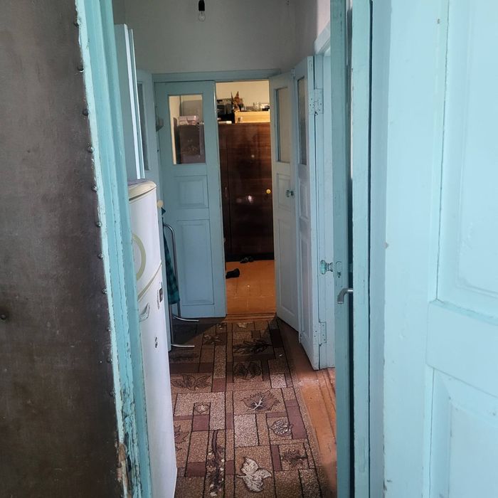 Будинок з опаленням та водопостачанням