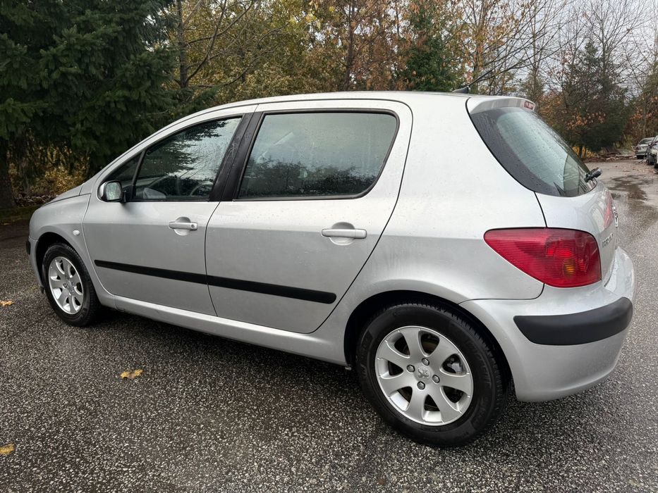 Venda de automovel Peugeot 307 /1400 Diesel , 5 portas , 5lugares.