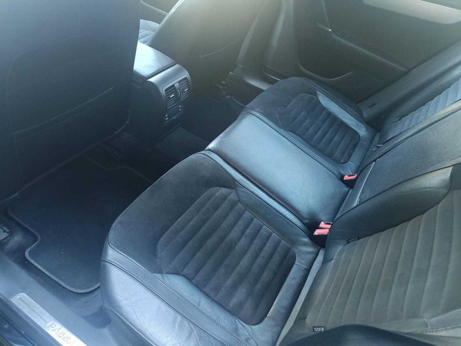 DAWCA na części VW PASSAT B7 2.0 TDI  kod silnika CFGB kod lakieru LC9X