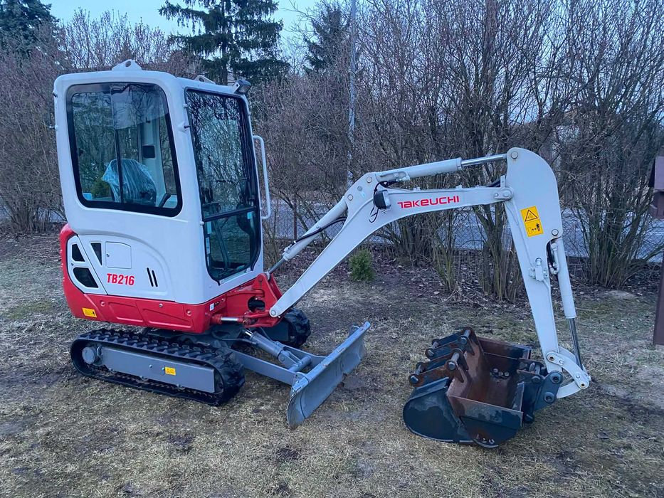 Minikoparka Takeuchi TB 216 V0 Koparka Kabina Ogrzewanie 3 łyżki 29mtH DEMO jak Nowa 1.9T FV JAPAN Kubota