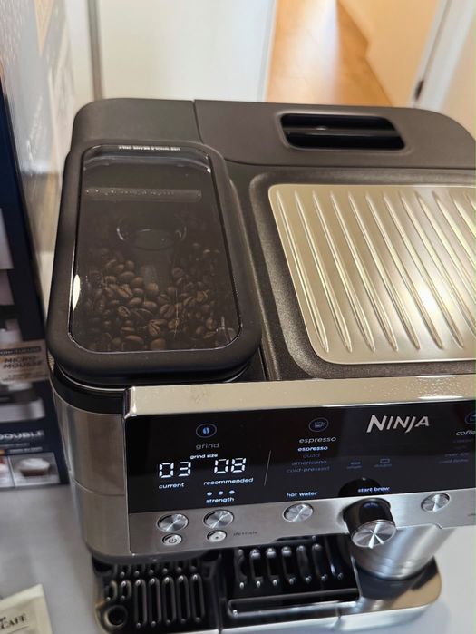 Máquina de café Ninja Luxe Café 3 em 1