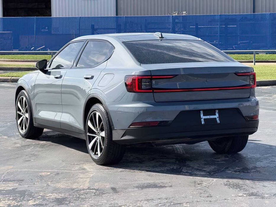 Polestar 2      2021