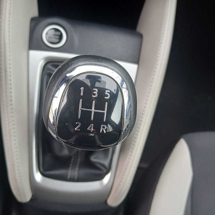 No Stand ACarvalho, apresentamos este Nissan Micra 2020 com 114127 km, motor Gasolina  de 100 cv e caixa Manual de 5 velocidades