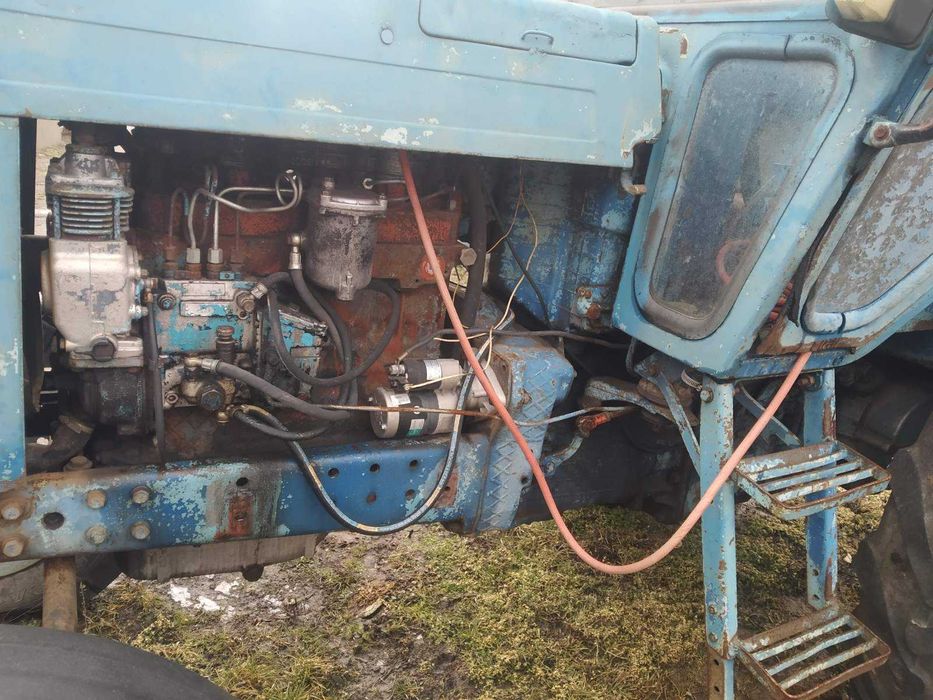 Трактор  МТЗ-80  2000р.в