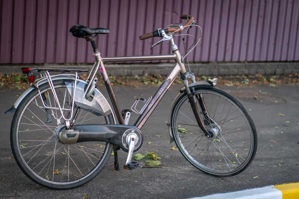 Велосипед Gazelle, планетарка 8 передач, динамовтулка, ролерні гальма