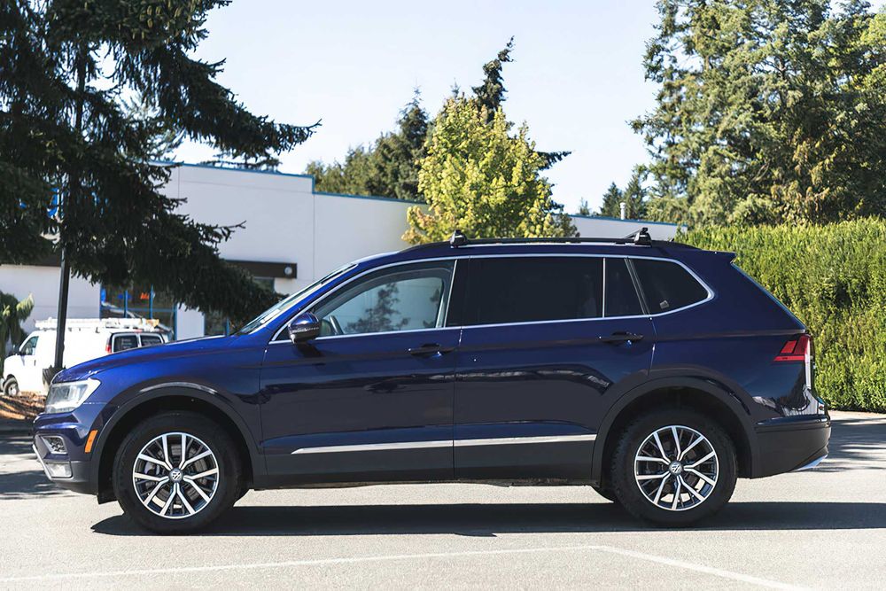 Volkswagen Tiguan      2021