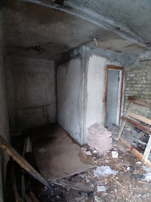 Блок кімната, будиночок