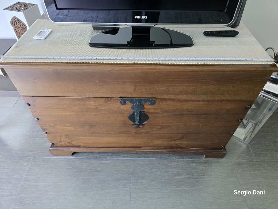 Móvel Arca ou Baú como Novo- BAIXA de preço