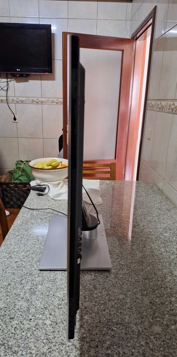 TV 48 polegadas 121cm diametro