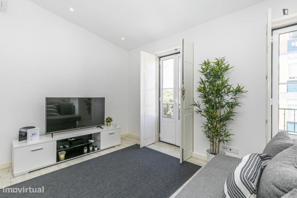 Apartamento com 2 quartos - localizado em Arroios Lisbon