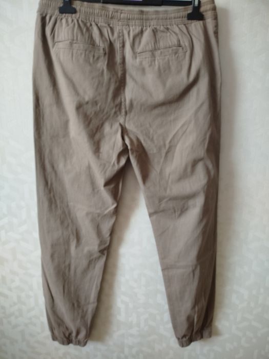 Nowe spodnie męskie rozmiar L