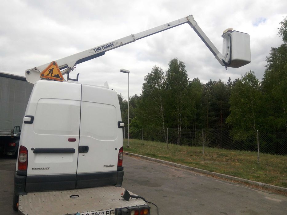 Автовишка АГП-'12; АГП-15. Послуги автовишки.