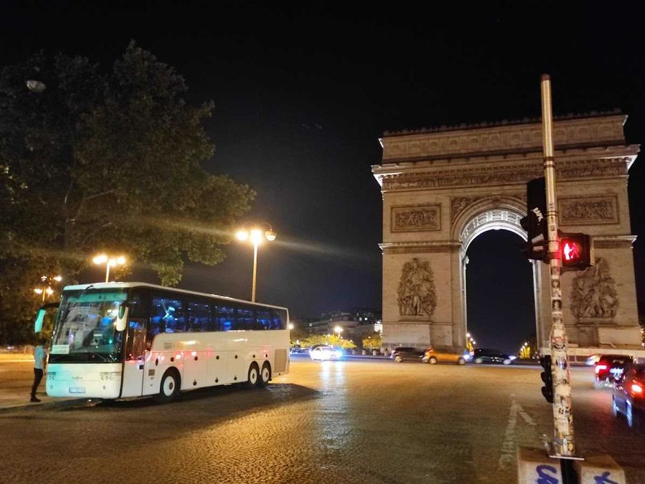 Пасажирські перевезення по Україні та за кордон