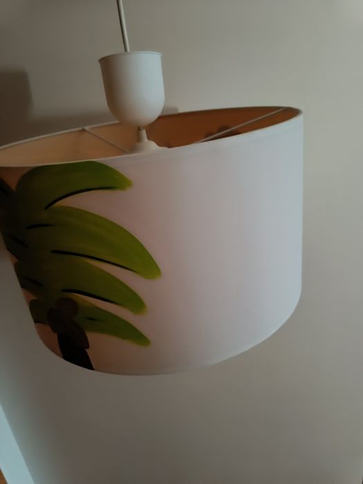 Candeeiro de teto de criança pintado à mão
