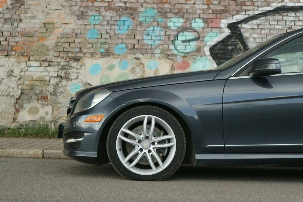 Mercedes-Benz Klasa C 3,5 V6(306 PS)4MATIC-Automat-Skóra-Szyberdach-Grzane Fotele