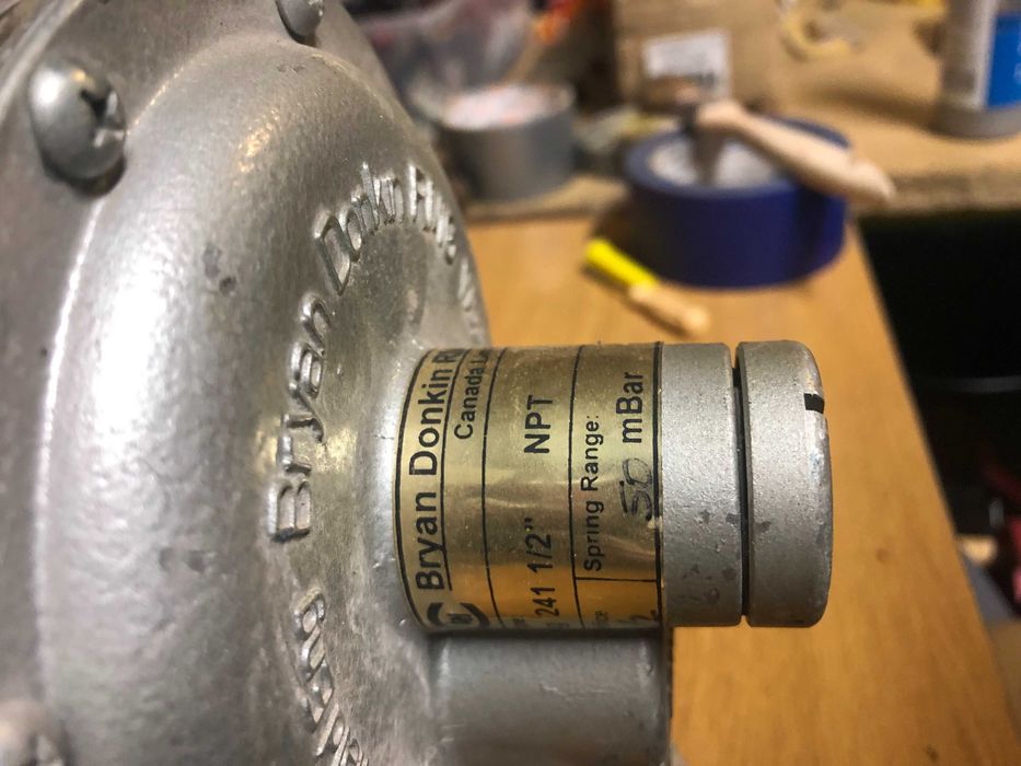 Filtr gazu /powietrza Dungs i regulator ciśnienia gazu Bryan Donkin