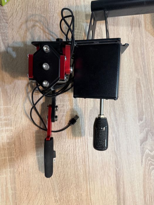 Volante Trustmaster T300