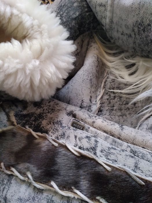 Дублянка натуральна лама стріжена тепла елітна дизайнерська з капюшоно