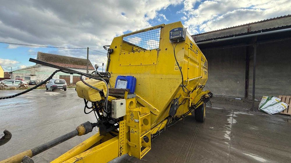 Sprzedam Paszowóz SGARIBOLDI