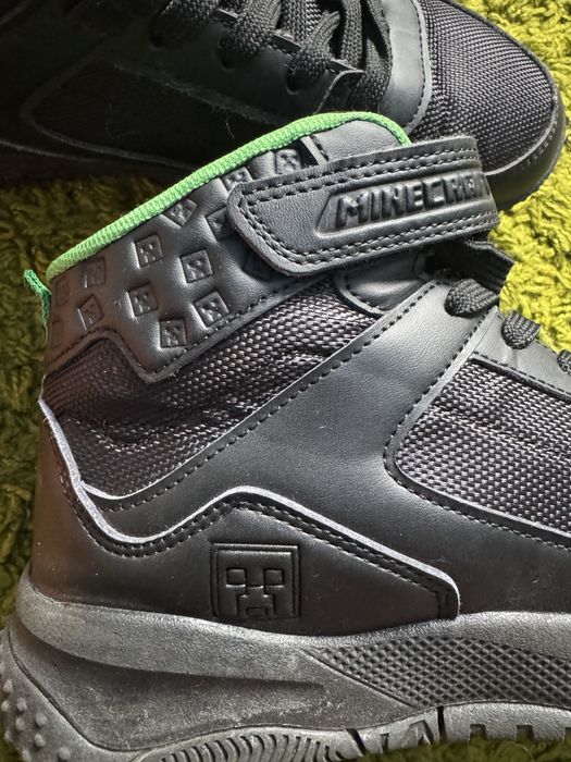 Кроссовки высокие майн крафт 38р