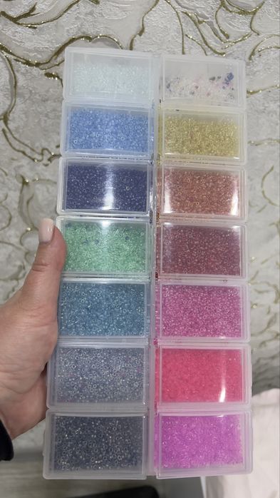 Набор бисера 14 цветов с боксом