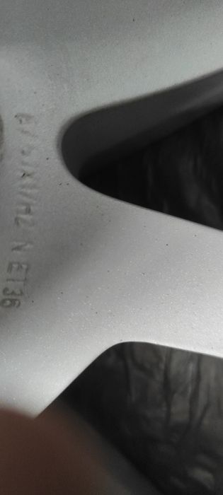 247 Felgi aluminiowe SKODA R 17 5x112 Bardzo Ładne