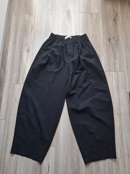 spodnie damskie baggy S bershka