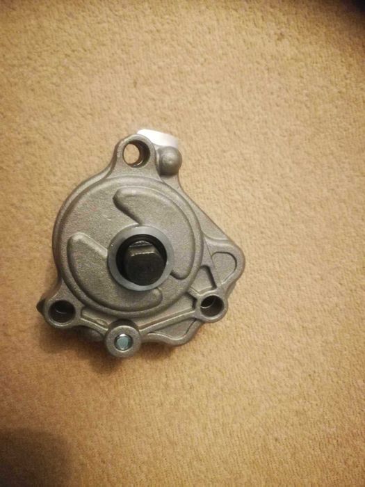 Yamaha yfm 660 raptor Pompa oleju olejowa .Nowa