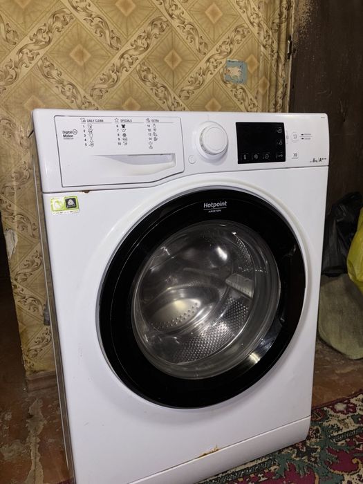 Стиральная машина Hotpoint Ariston 6kg компакт ,