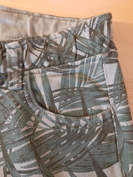 Krótkie spodenki H&M 158- super stan