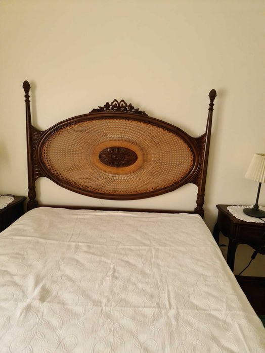 Cama de casal Luís XVI
