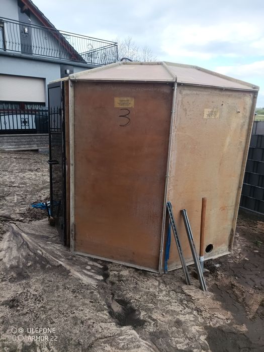 Sprzedam domek na narzędzia