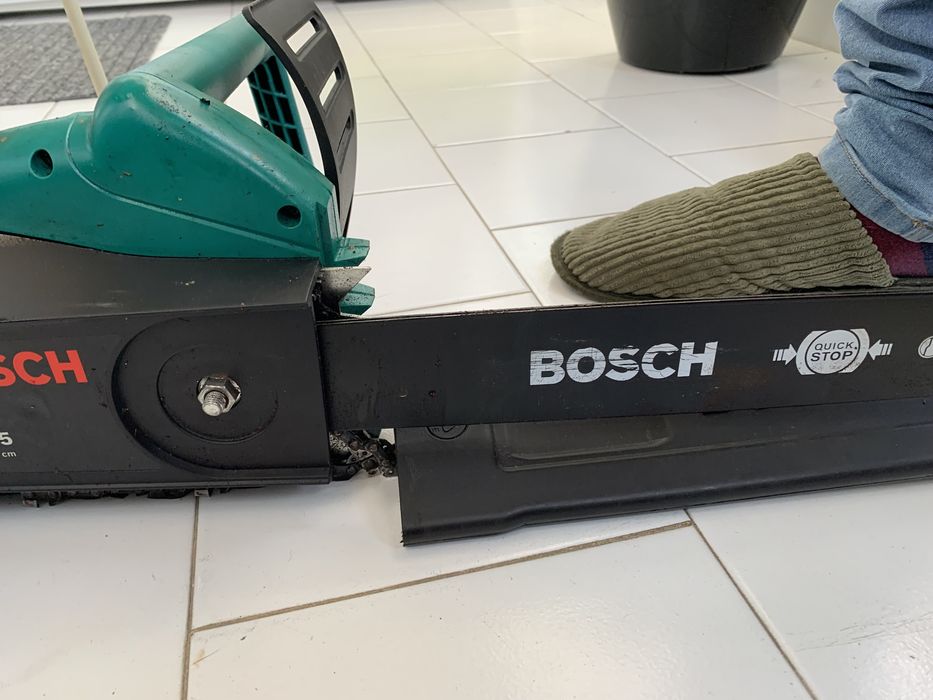 Vendo moto serra marca bosch
