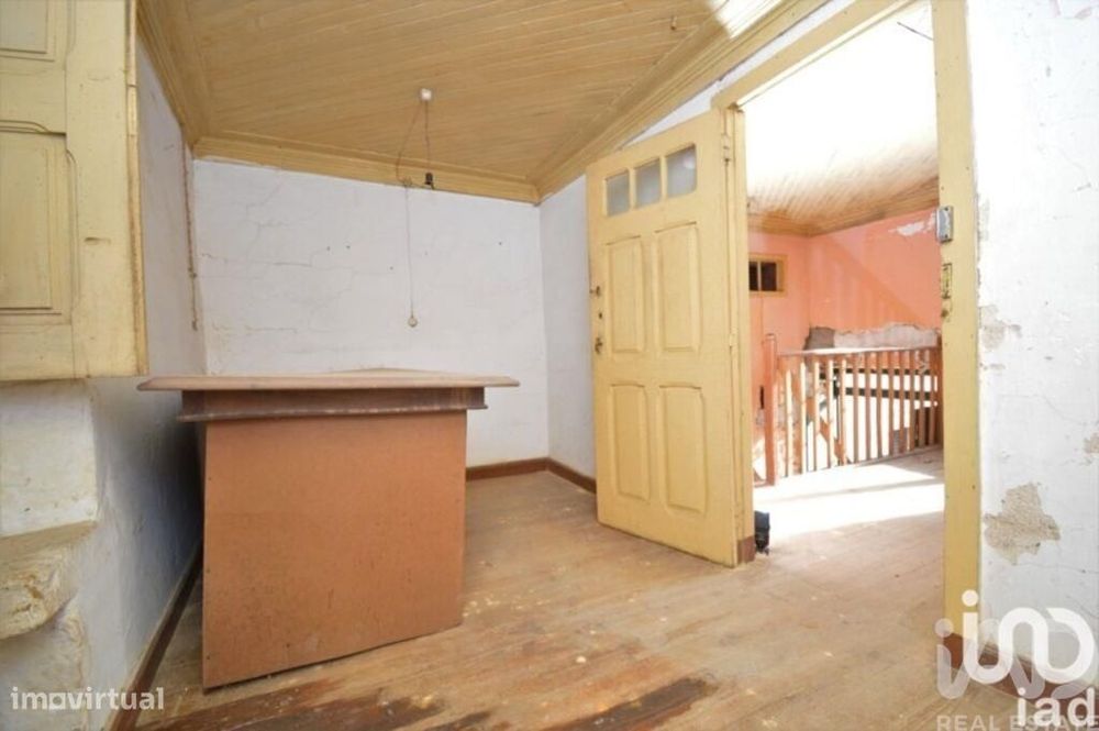 Casa T5 em São Miguel, Santa Eufémia e Rabaçal de 270,00 m2