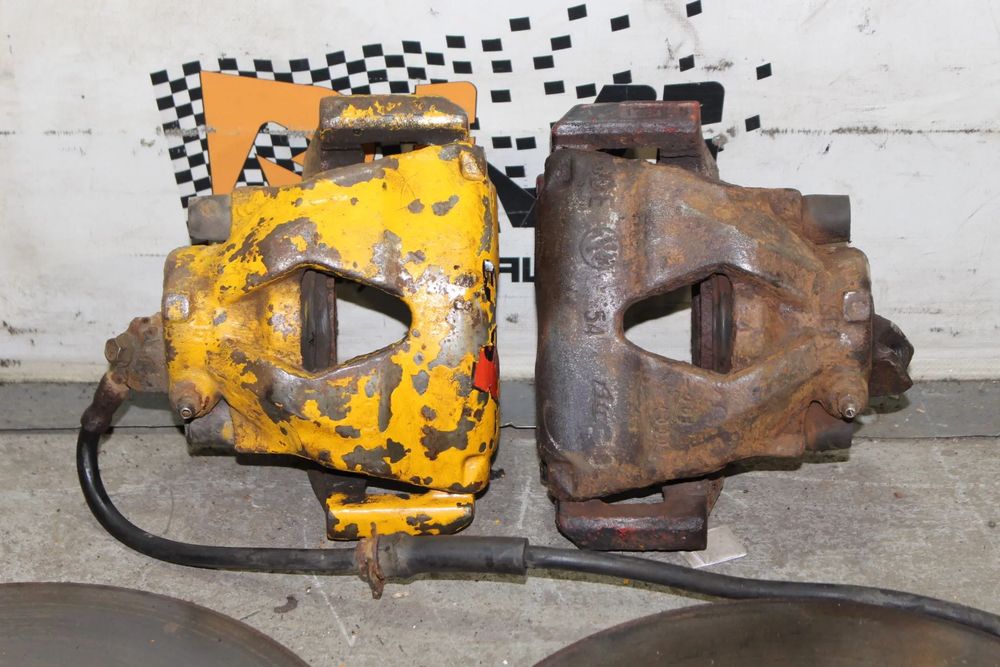Travagem Frontal VOLKSWAGEN Golf IV (1J1)