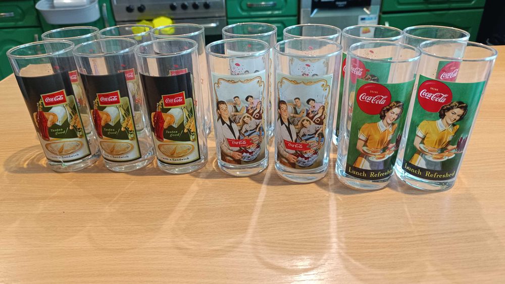 Zestaw 14 szklanek Coca‑Cola „125th Anniversary” kolekcjonerska retro