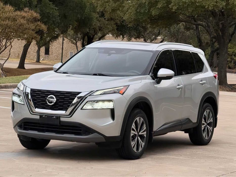 Nissan Rogue      2021