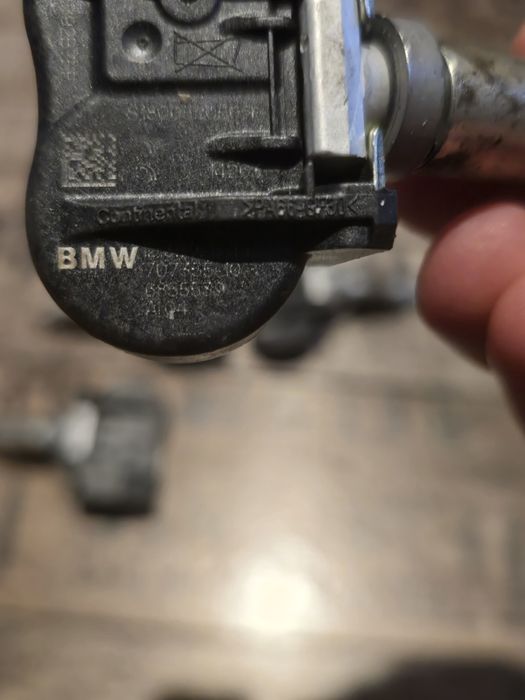 Czujniki ciśnienia w oponach TPMS BMW Seria F 433MHz Continental