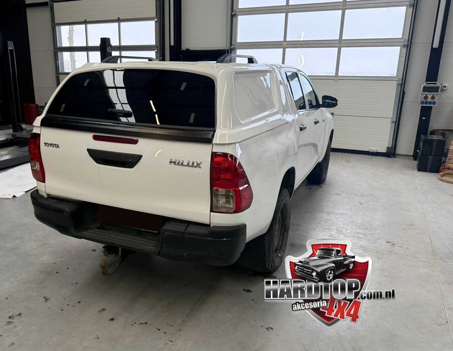Zabudowa Paki TOYOTA HILUX 2015+ Bez szyb PEŁNE boki Hardtop Premium