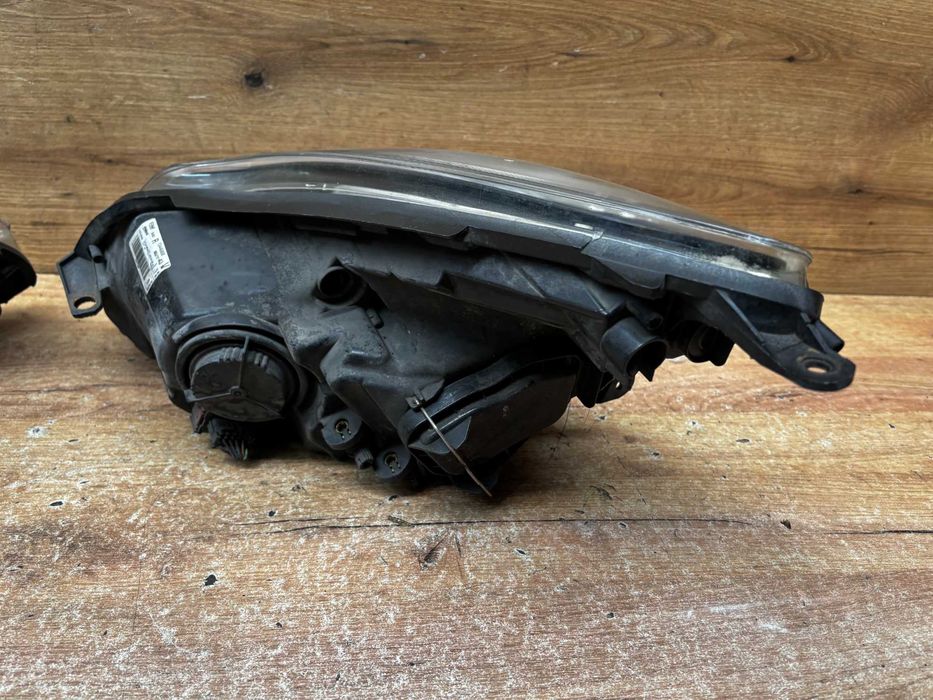 Lampa przednia lewa prawa Opel Corsa D lift
