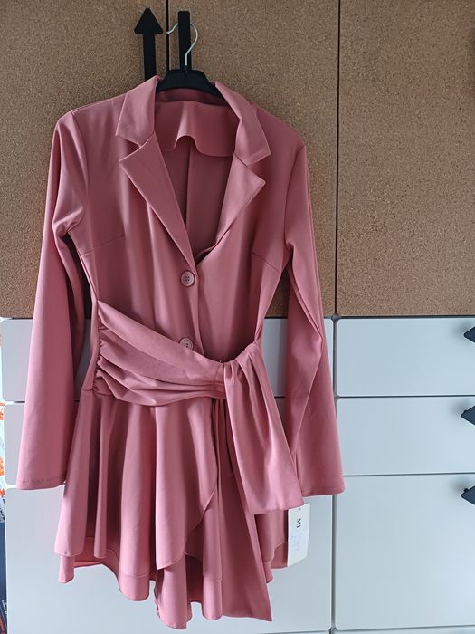 Kombinezon krótki , nowy , rozmiar M