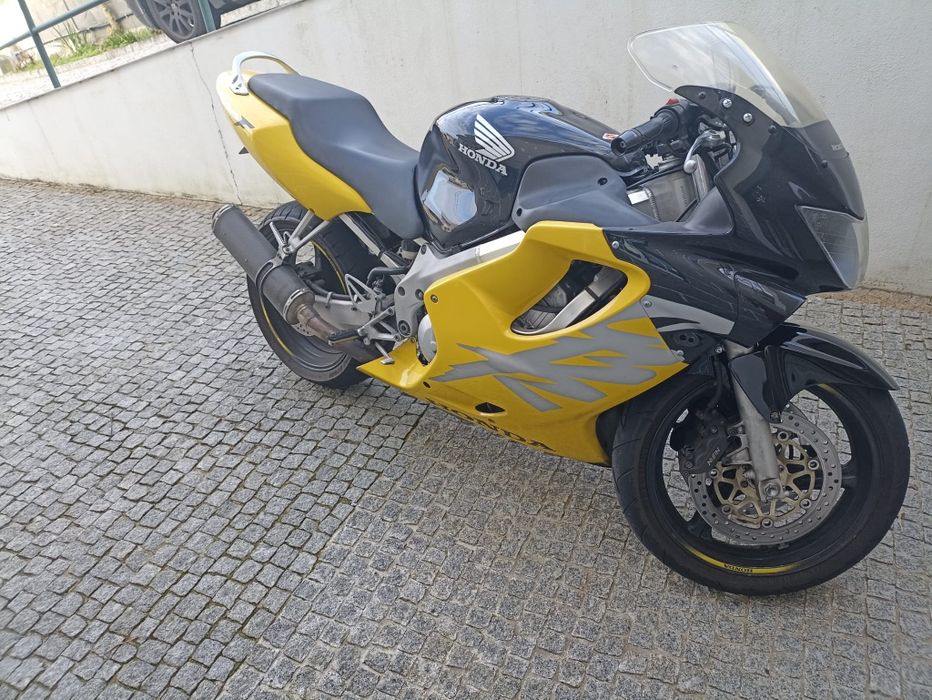 Vendo CBR 600 f4